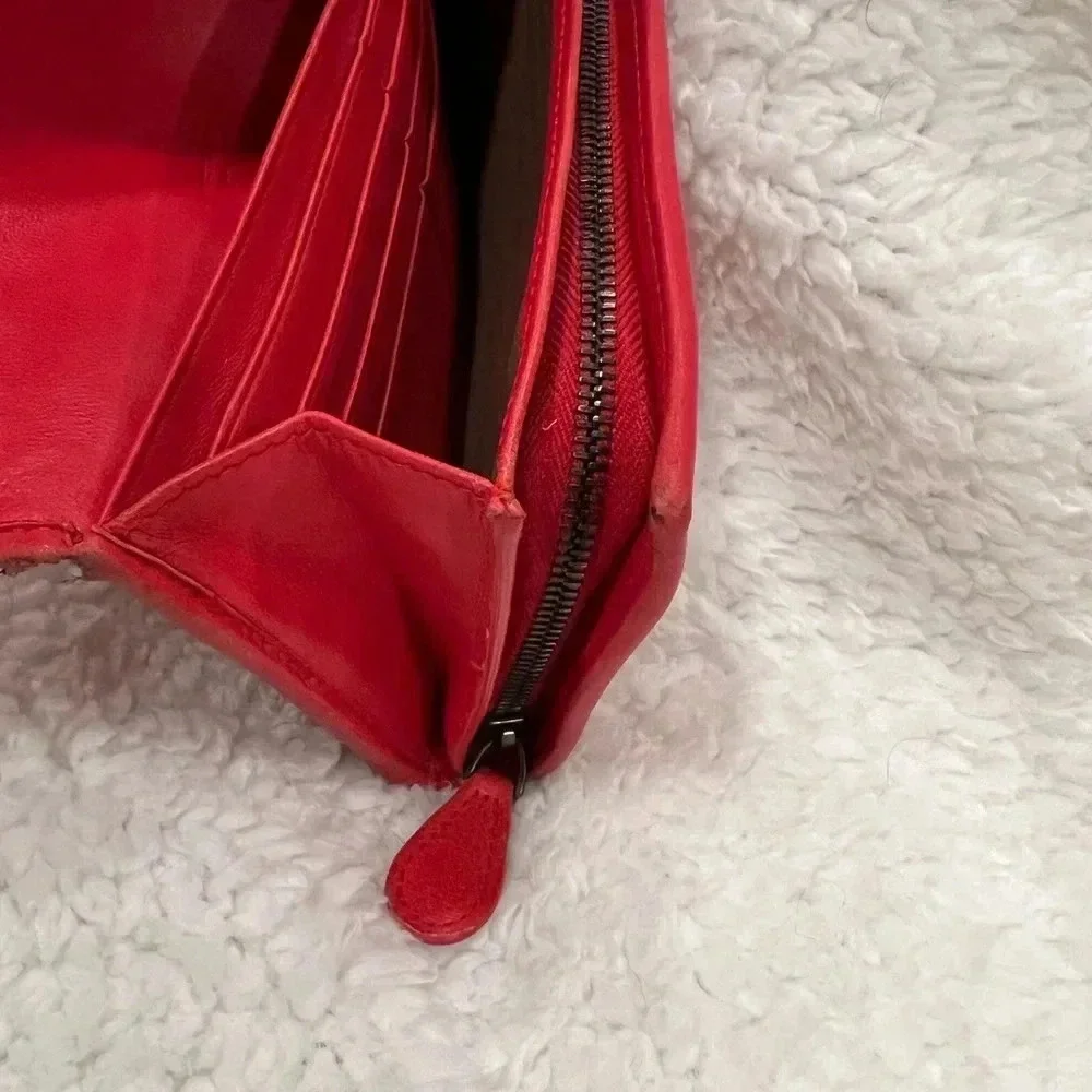 AS-IS Bottega Veneta snakeskin wallet Red - USED
